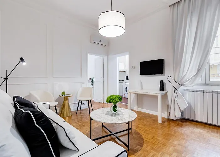 Apartment New Sistina - Your Italian Holidays